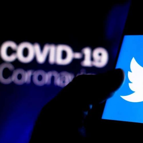 تويتر تتراجع عن سياسة منع المعلومات المضللة عن كوفيد-19