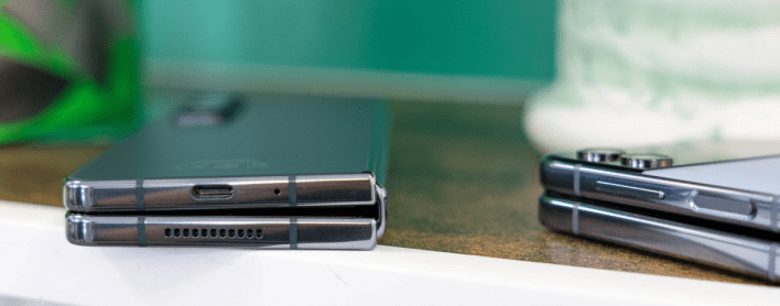 هاتف Galaxy Z Fold5 المرتقب لن يدعم معايير IP58