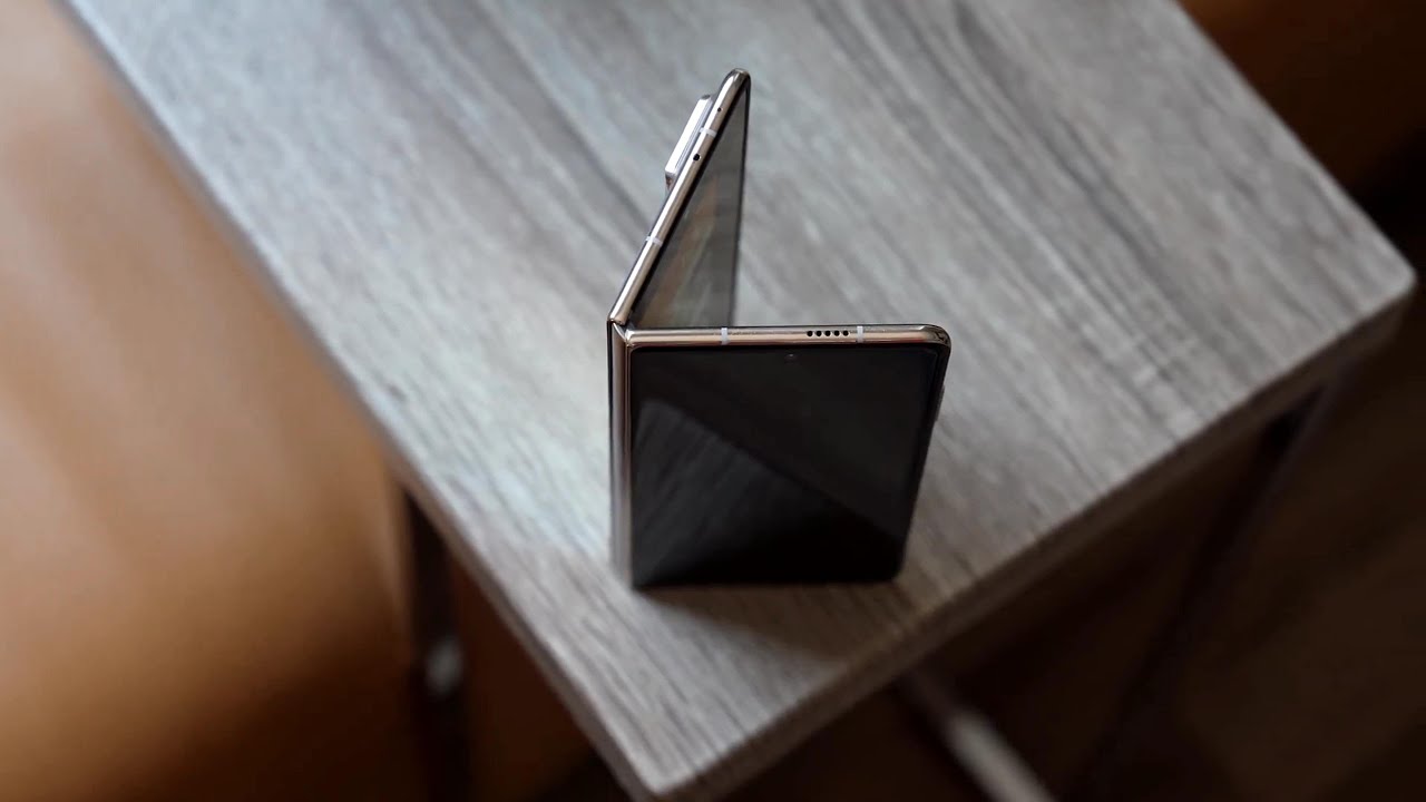 استعراض للهاتف Honor Magic V2: تغييرات كبيرة!