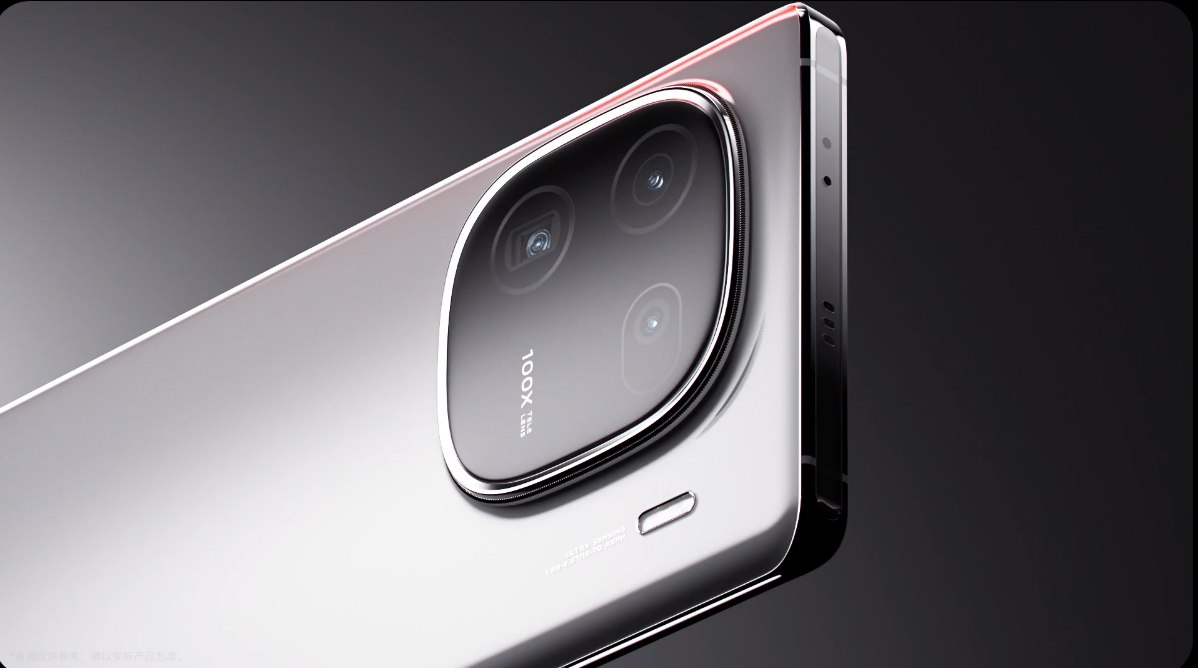 الكشف عن مواصفات وتوافر سلسلة iQOO 12