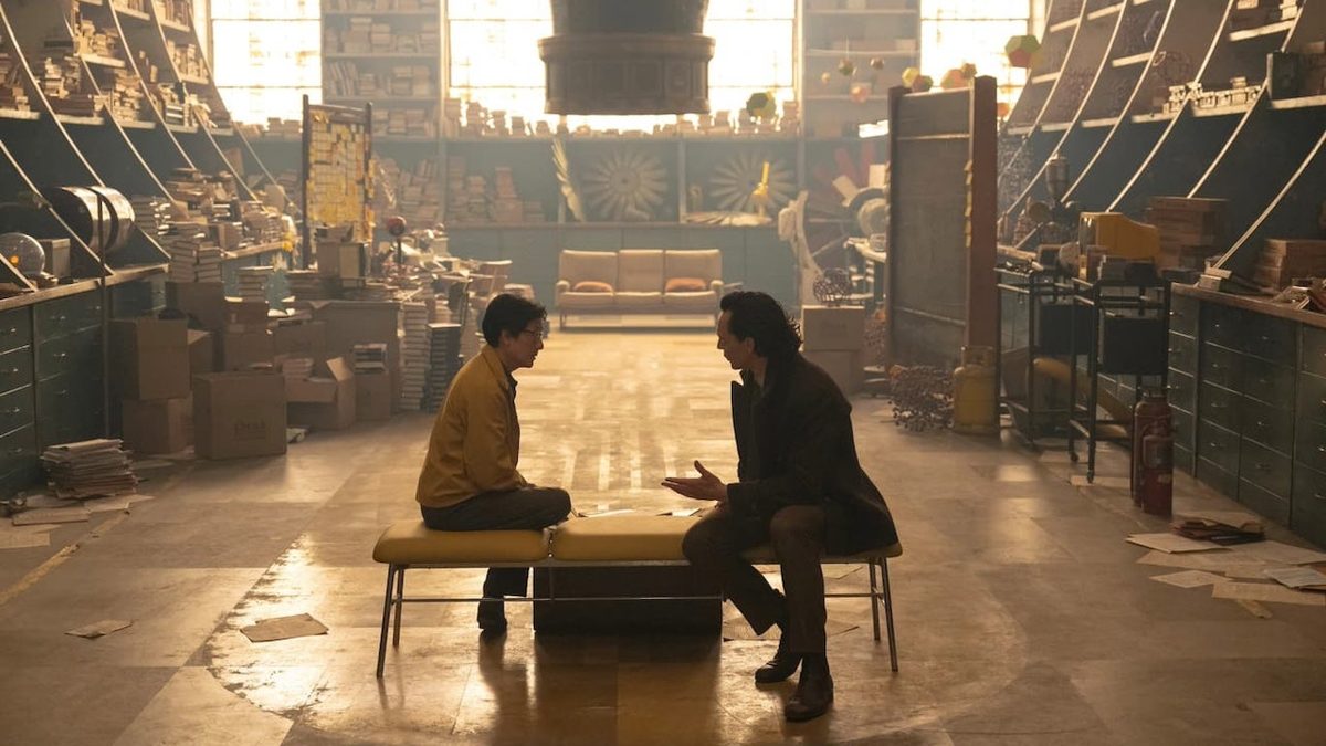 معجبو Loki يشعرون بالقلق حول الحلقة الأخيرة من الموسم 2 بعد رسالة مقلقة تم لمحها بالحلقة 5