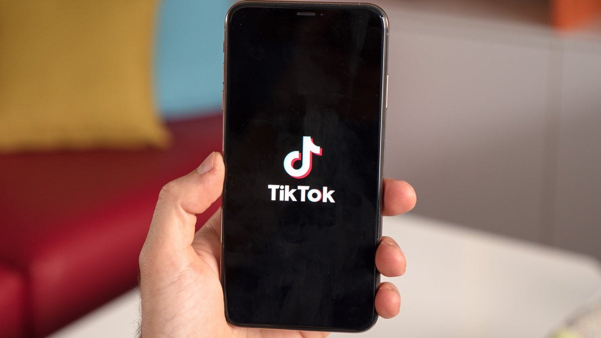 منصة TikTok تستعير ميزة جديدة من تطبيق إنستغرام