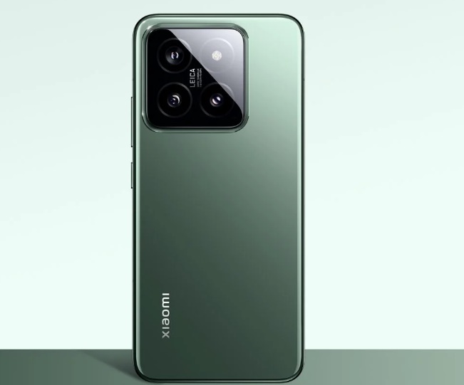 تفاصيل جديدة حول هاتف Xiaomi 15 Pro تكشف عن سعة البطارية