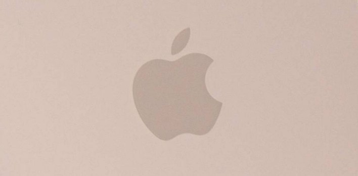 أبل تستعد لإطلاق آيفون القابل للطي بسعر باهظ المتوقع