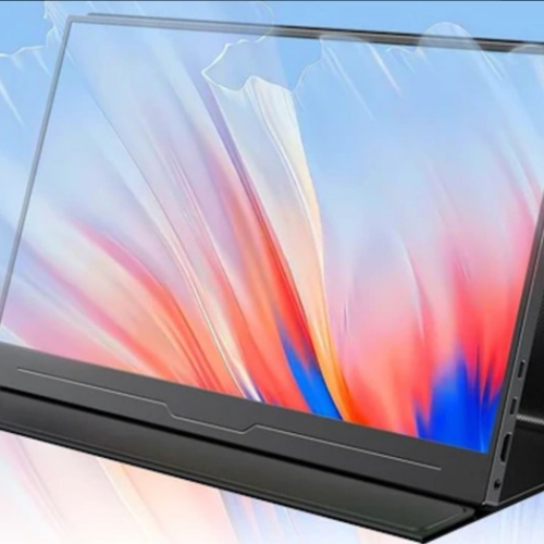شاشة Uperfect UColor A17 المحمولة بدقة 4K وبحجم 15 بوصة تأتي بسعر مفاجئ